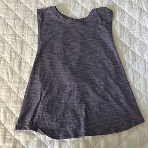 Lululemon crop tank- size 8